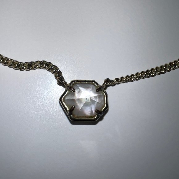 Kendra Scott Necklace - Picture 2 of 11